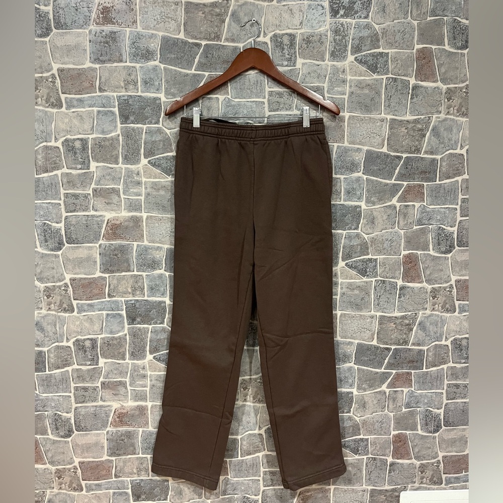 Brown Amazon Essentials Sweatpants in Medium